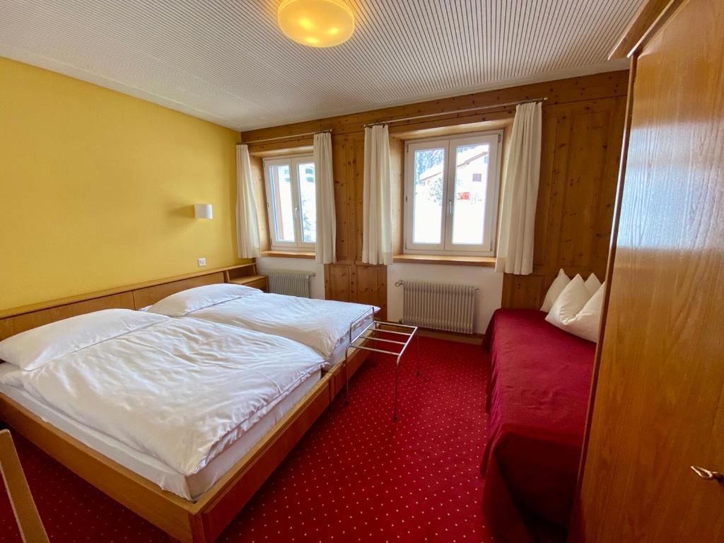 Hotel Alpina Parpan Exterior foto