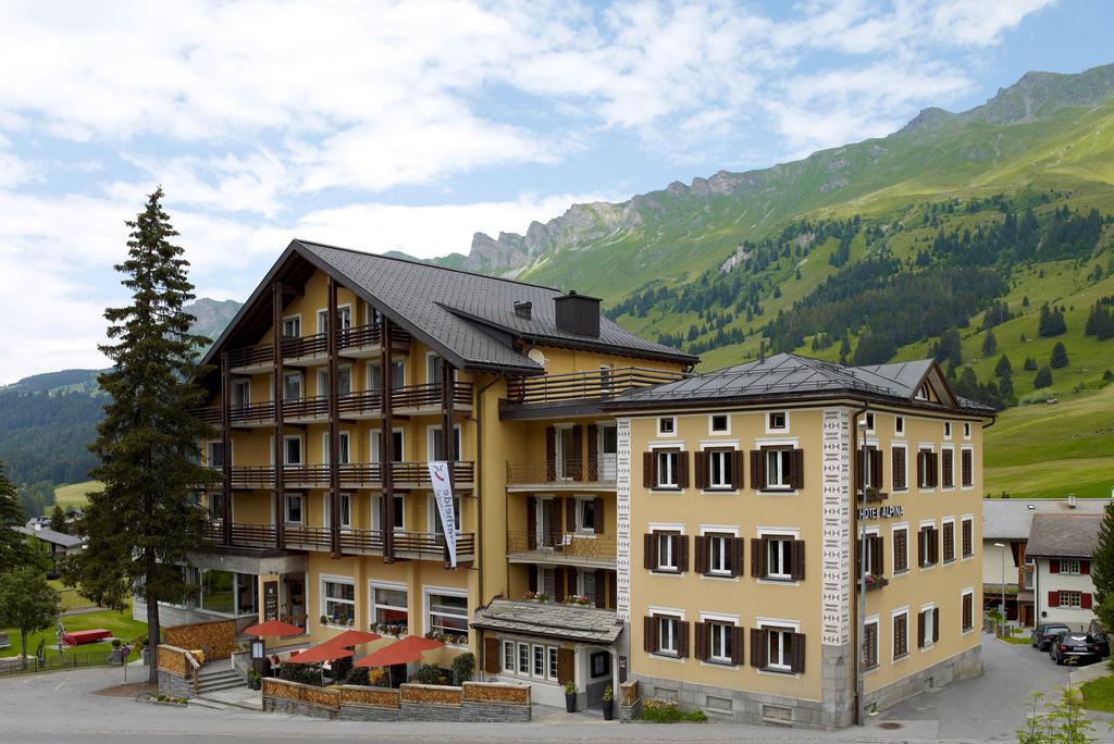 Hotel Alpina Parpan Exterior foto